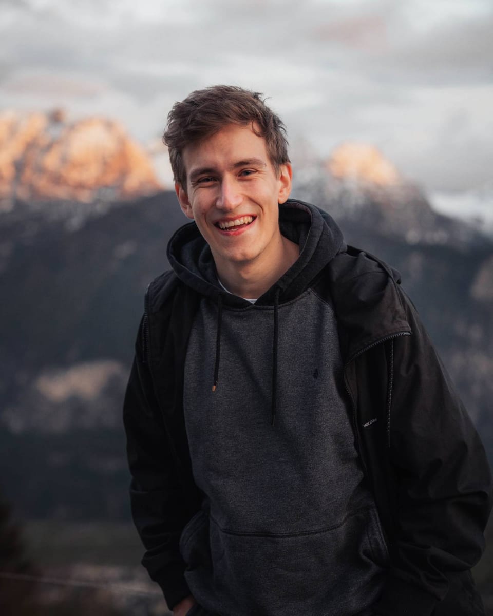 Porträt von Dominik Egger